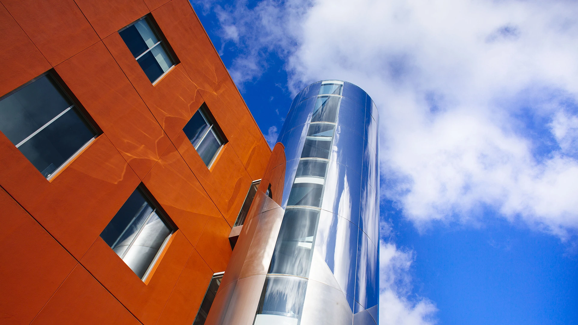 LLS Girardi Building
